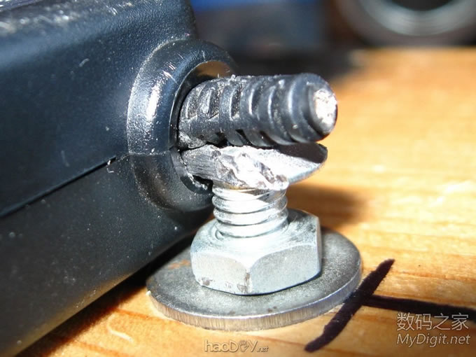 制作无损打开笔记本开关电源外壳辅助工具,很好用的哟