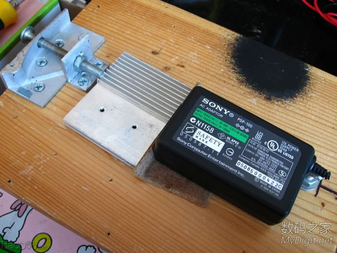 制作无损打开笔记本开关电源外壳辅助工具,很好用的哟