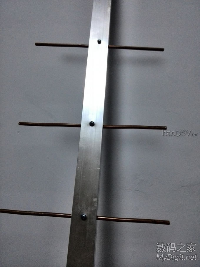 【高清大图】对讲机压信号大杀器——DIY15单元八木天线