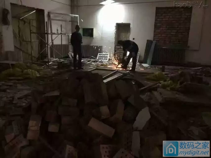 请输入描述 2015最大的DIY-录音棚