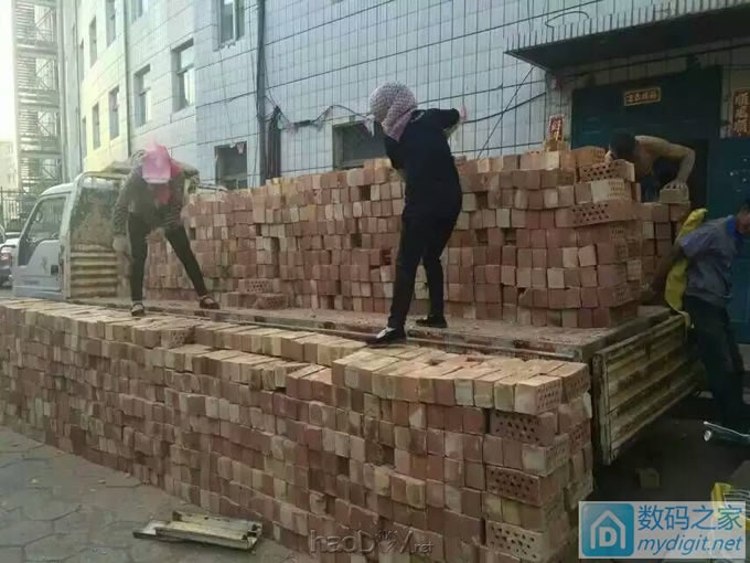 请输入描述 2015最大的DIY-录音棚