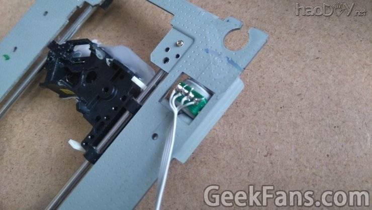 旧DVD驱动器DIY一个Arduino Mini数控绘图机