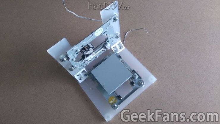 旧DVD驱动器DIY一个Arduino Mini数控绘图机