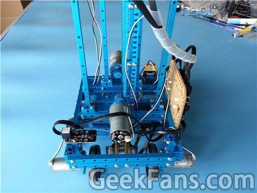 20151201_103201.jpg 爬楼梯小车