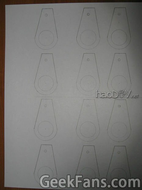 纸板做的行走机器人