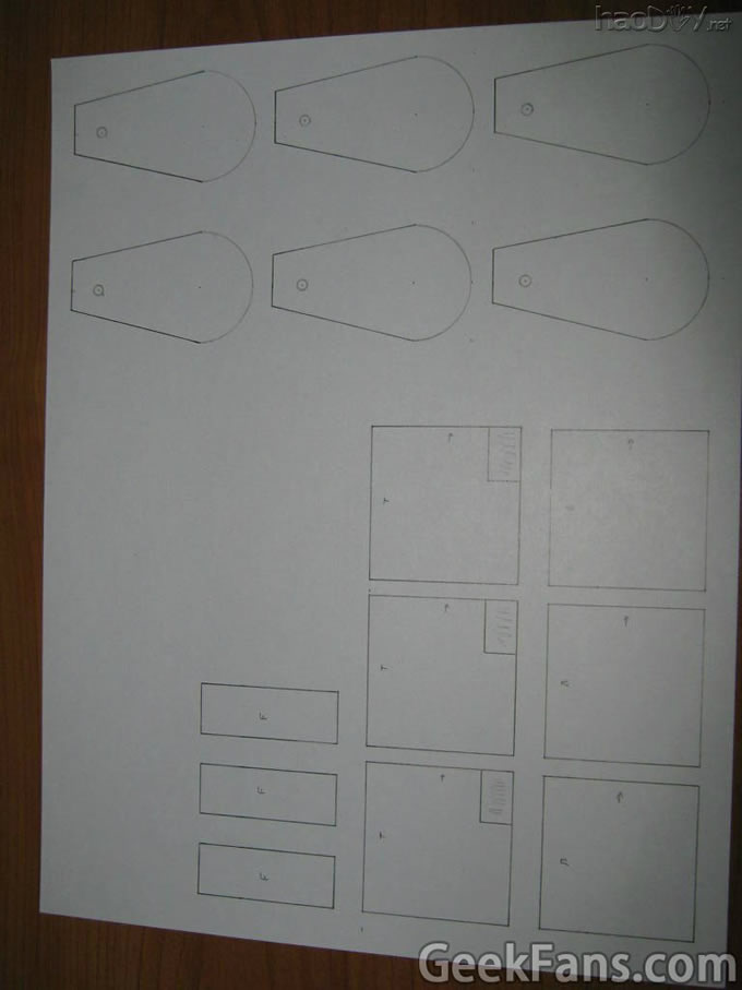 纸板做的行走机器人