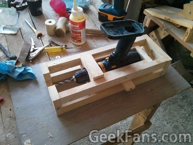 DIY木质无线钻床