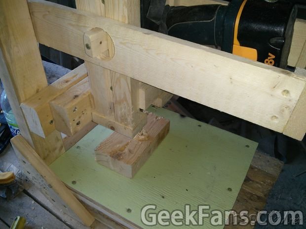 DIY木质无线钻床