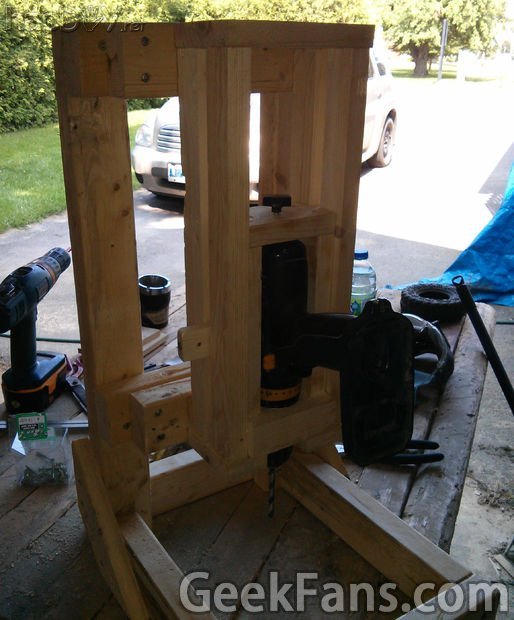 DIY木质无线钻床