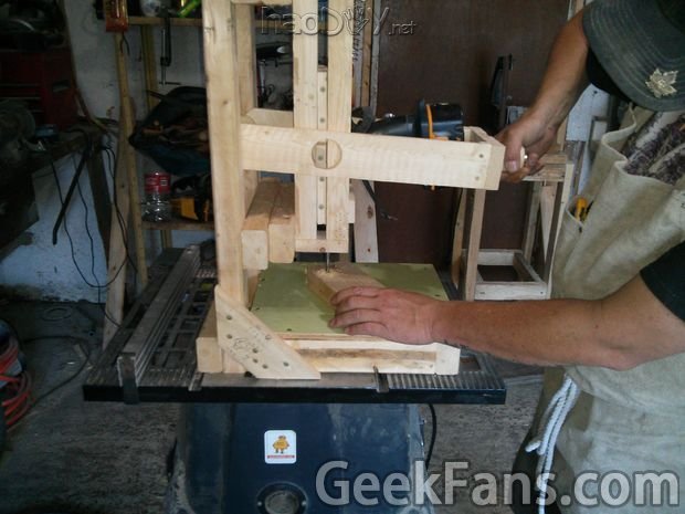 DIY木质无线钻床