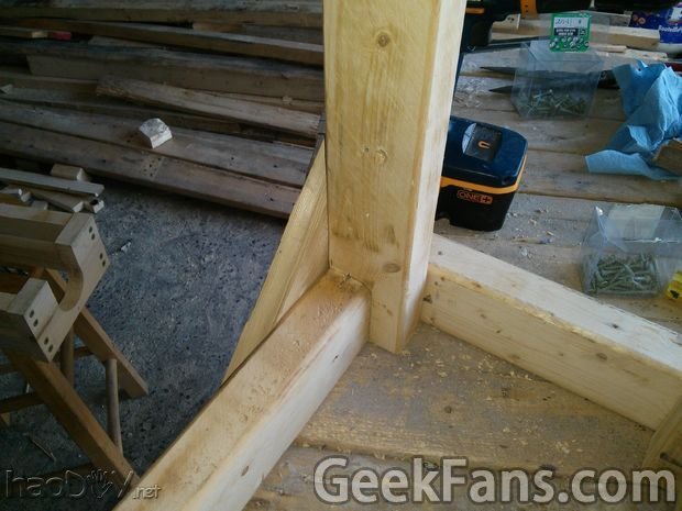 DIY木质无线钻床