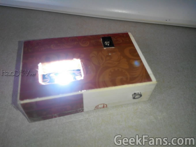 废物利用:DIY精致高亮度LED小手电筒