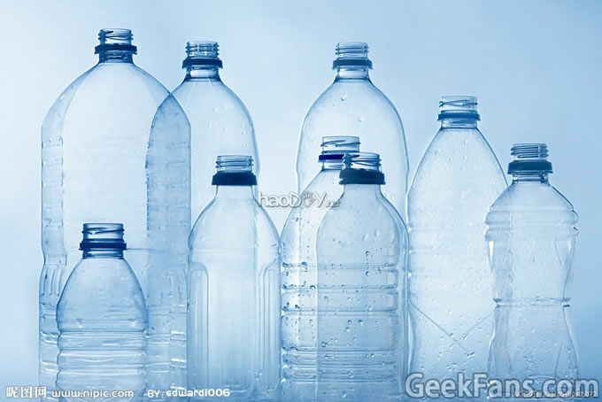 废旧物品自制语音K歌录像用高效降噪拾音话筒