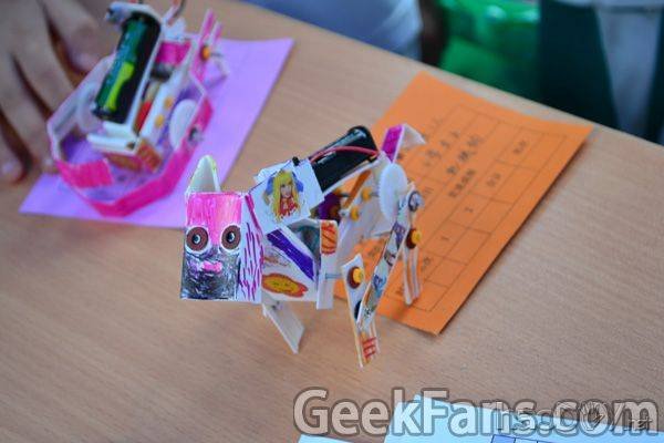 b0028.jpg PVCBOT【14号C版】机械狗