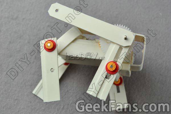 08连杆-08_i.jpg PVCBOT【14号C版】机械狗