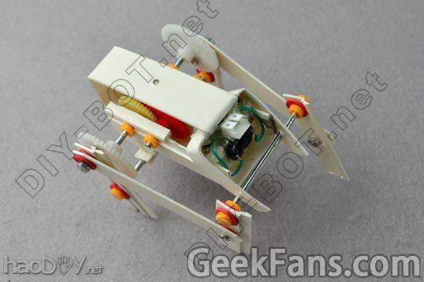 09接口-07_i.jpg PVCBOT【14号C版】机械狗