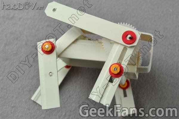 08连杆-09_i.jpg PVCBOT【14号C版】机械狗