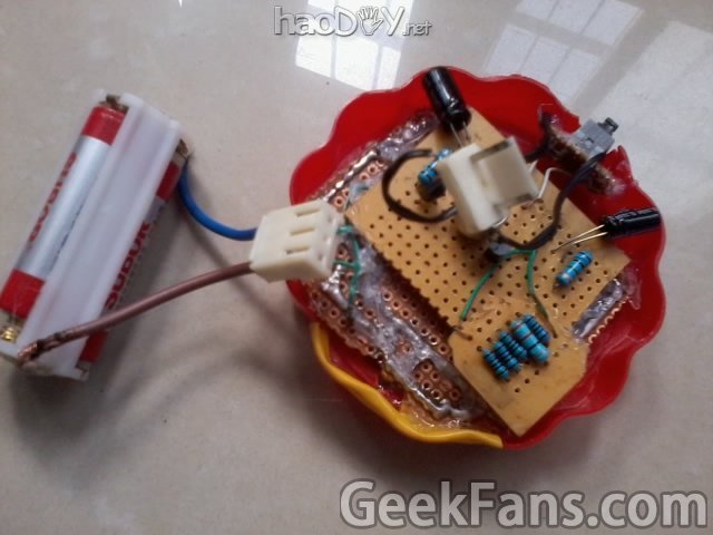 声控LED旋律灯电平指示闪光灯