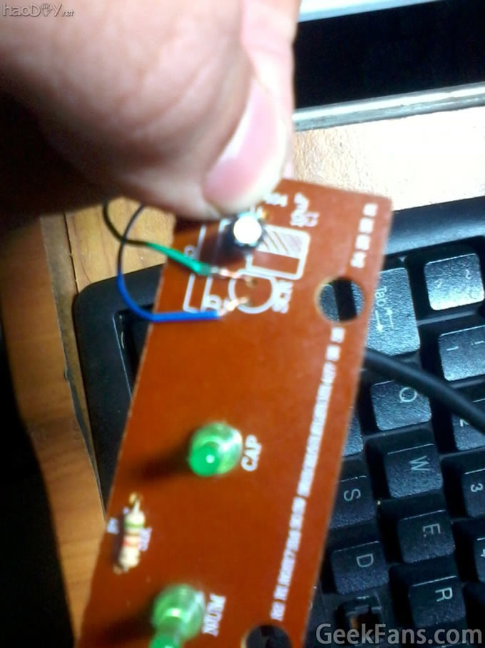 DIY夜晚LOL键盘专用灯