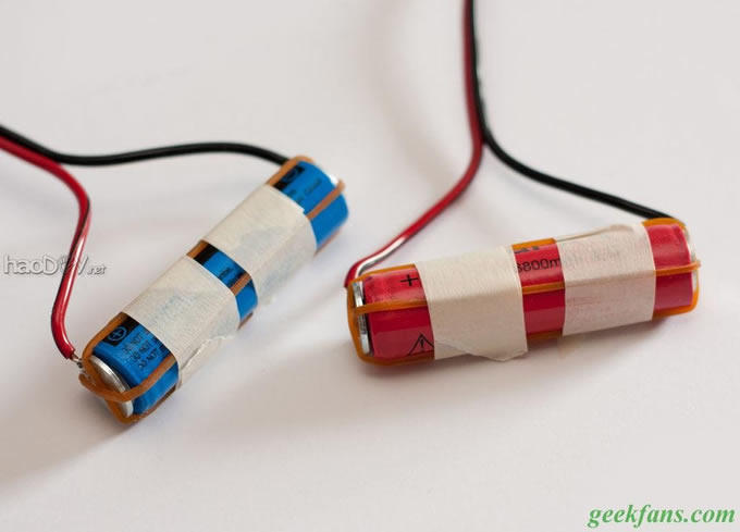 牛逼的电池盒是这么做的!