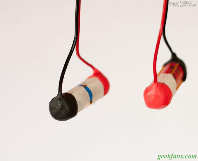 牛逼的电池盒是这么做的!