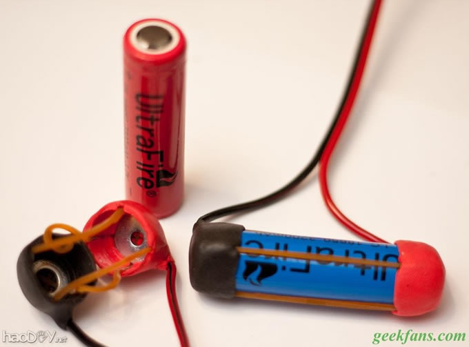 牛逼的电池盒是这么做的!