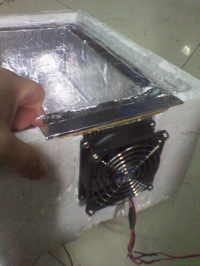 自制半导体制冷小冰箱