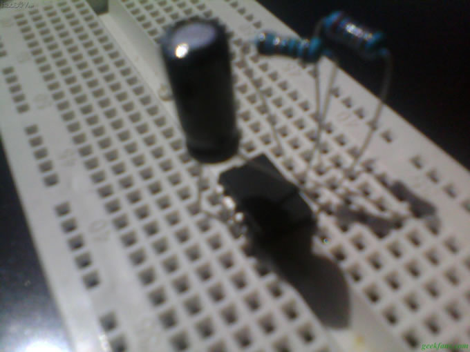 小白也做呼吸灯