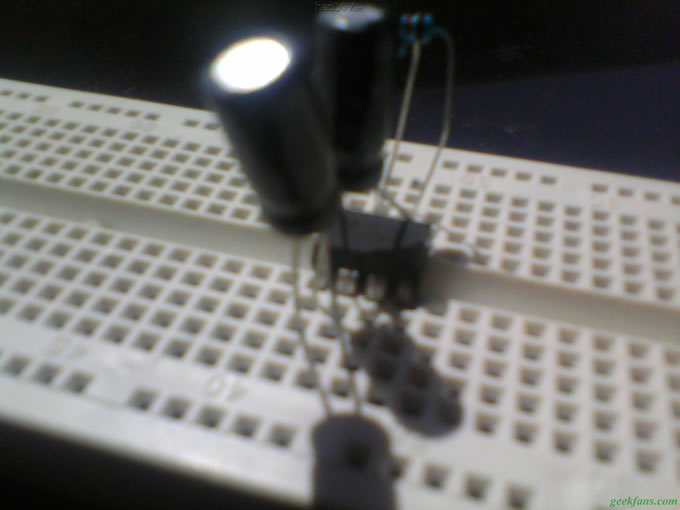 小白也做呼吸灯