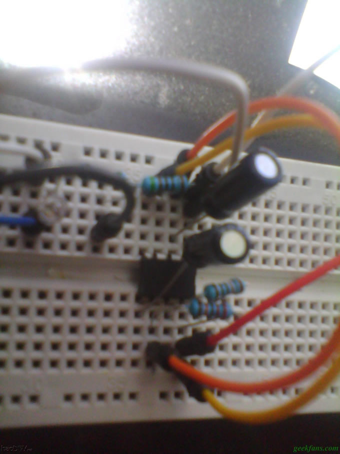 小白也做呼吸灯