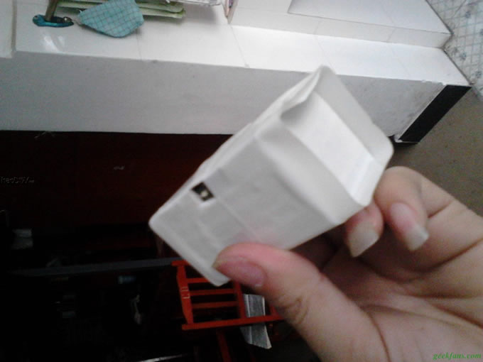 原创的移动电源