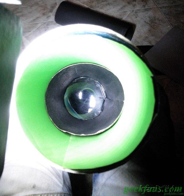 长筒式MP4投影仪教程