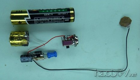 制作把一节电池当两节电池用的装置(完整版)【周最佳】
