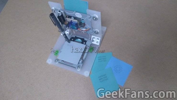 旧DVD驱动器DIY一个Arduino Mini数控绘图机