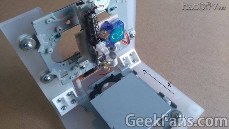 旧DVD驱动器DIY一个Arduino Mini数控绘图机