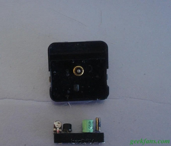 用料最少的电子频闪灯