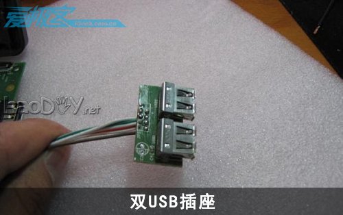 教你给智能数码相框扩充USB插口