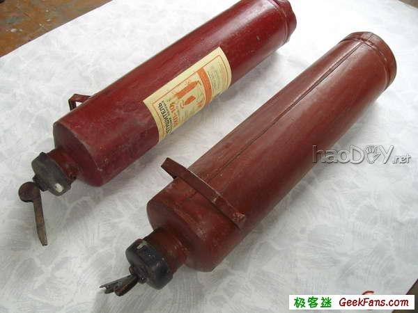 用灭火器DIY超酷红色音箱