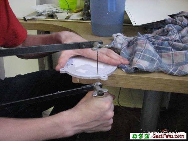 用灭火器DIY超酷红色音箱