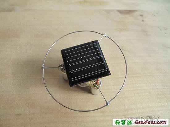 机器人制作:太阳能陀螺