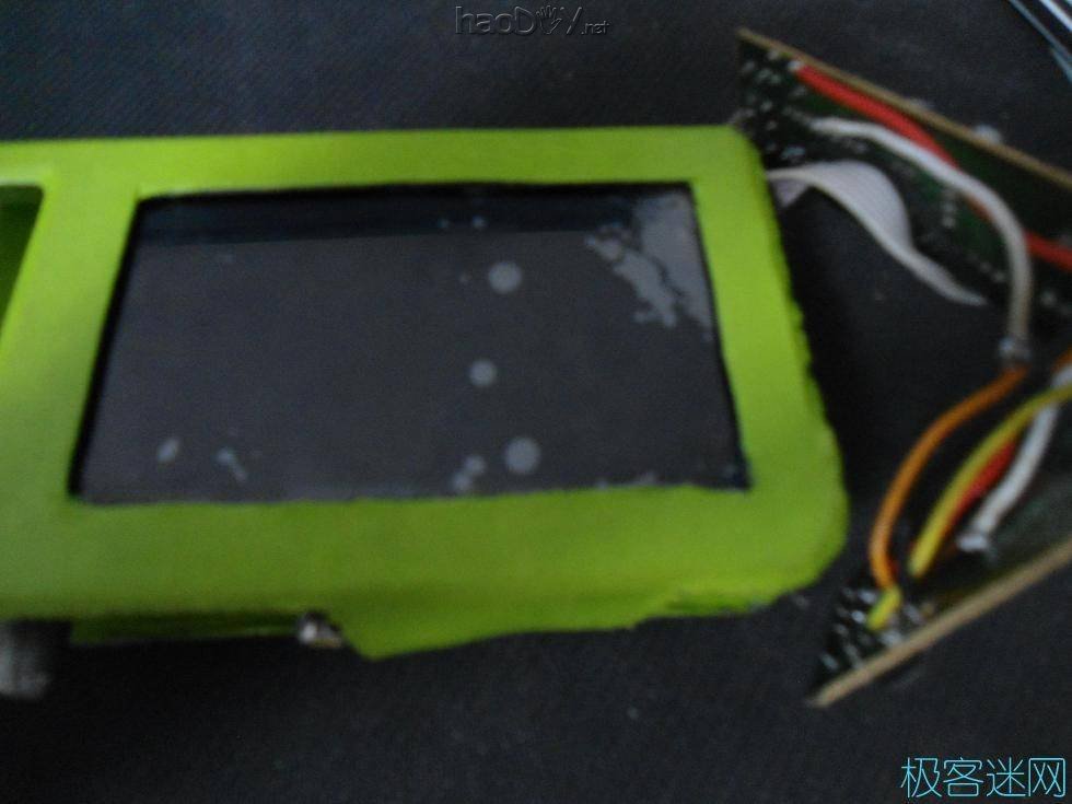 DSC04134.JPG 【螃蟹】之床头卫星接收机