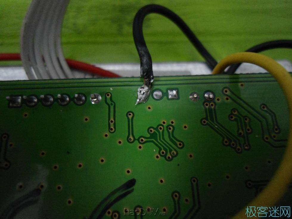 DSC04133.JPG 【螃蟹】之床头卫星接收机