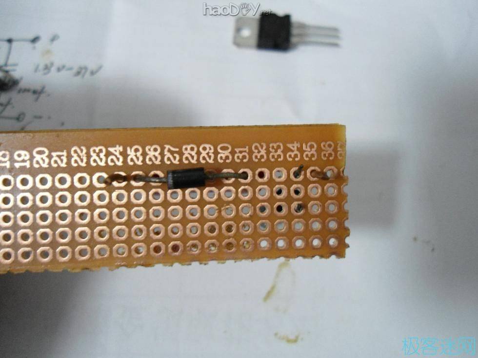 DSC04203.JPG 【螃蟹】之LM317可调电源{多图慎入}