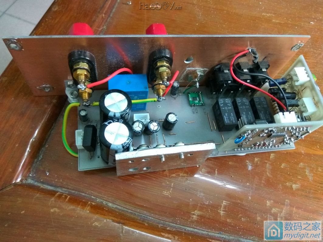 Re:终于可用,小制作,多功能桌面工具组合,功能有万年历、烙铁、电源、假负载、收 .. 终于可用,小制作,多功能桌面工具组合,功能有万年历、烙铁、电