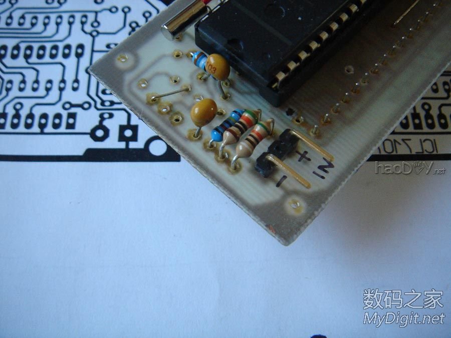 自制三位半数字电压表获得成功(ICL7107方案)