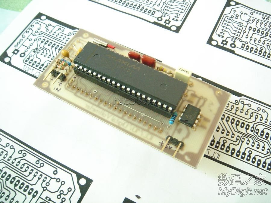 自制三位半数字电压表获得成功(ICL7107方案)