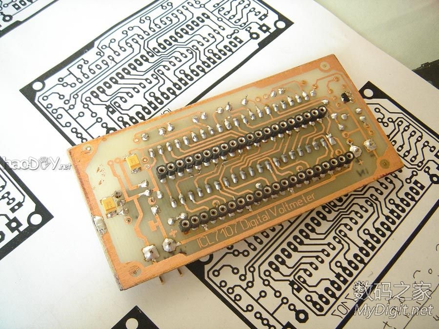 自制三位半数字电压表获得成功(ICL7107方案)