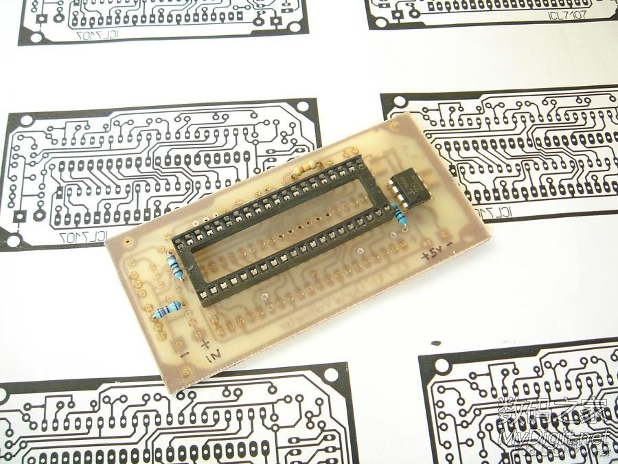 自制三位半数字电压表获得成功(ICL7107方案) 自制三位半数字电压表获得成功(ICL7107方案)