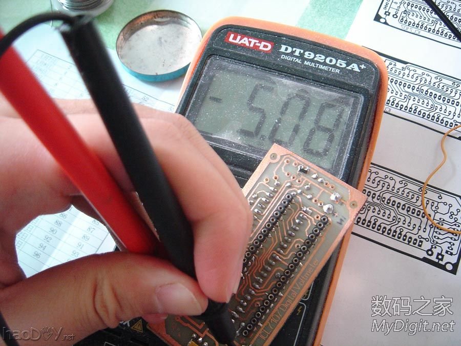 自制三位半数字电压表获得成功(ICL7107方案)