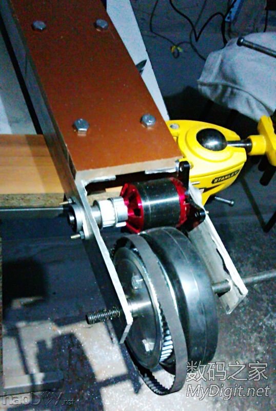 自制便携电动滑板车 自制便携电动滑板车